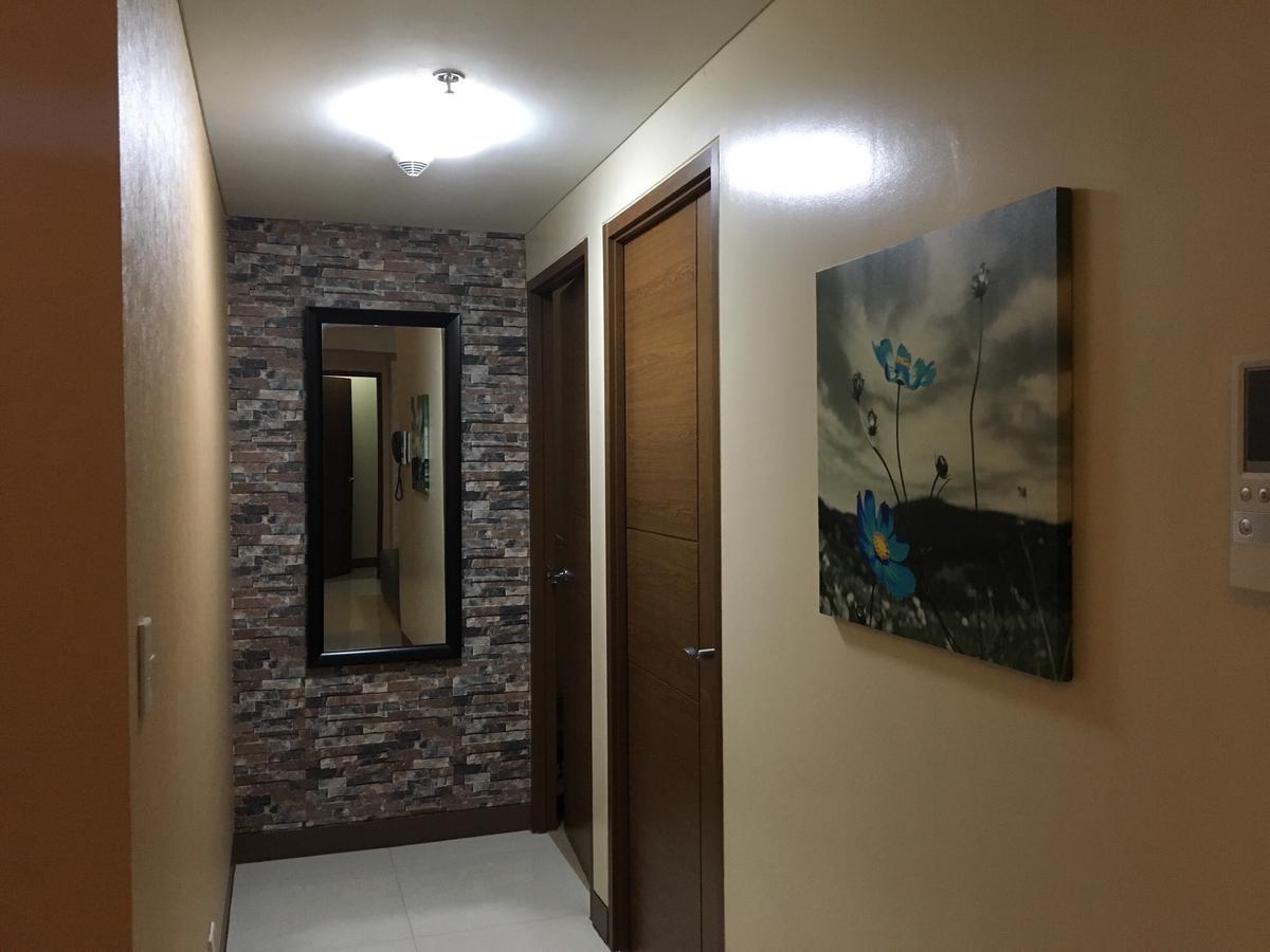 De Luxe 7Qrs Apartment Manila Exterior photo